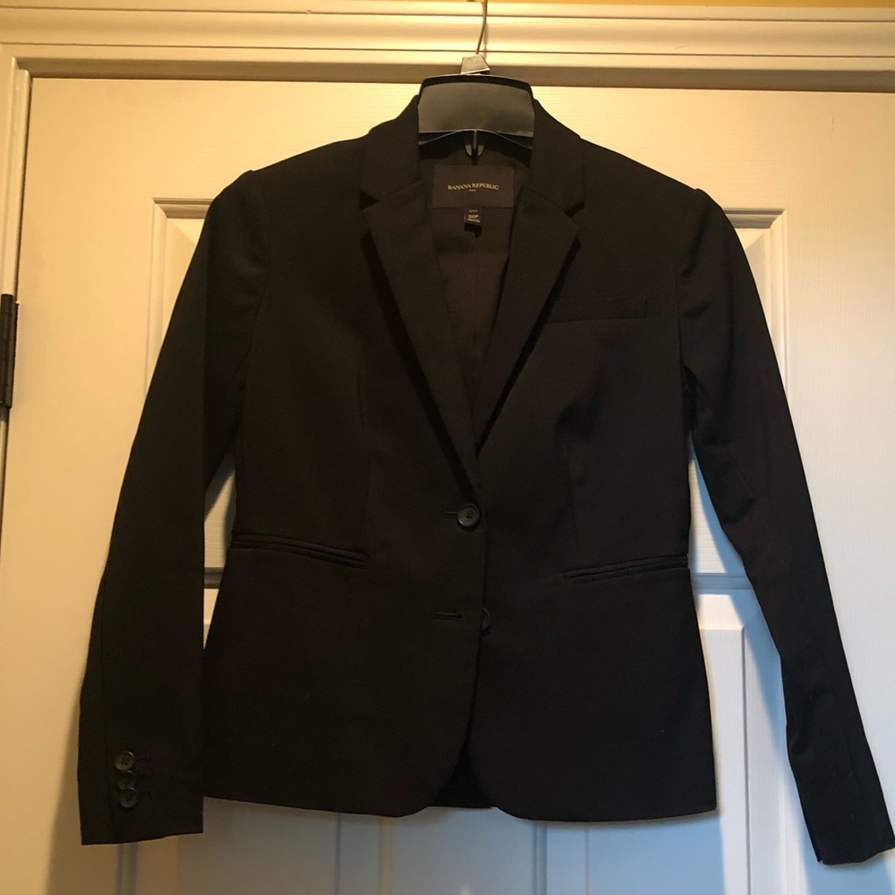 Banana Republic black blazer